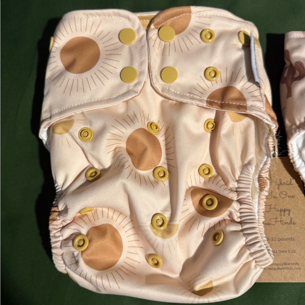 Brand New (with tags) HappyBeeHind 100% Cotton AIO Cloth Diaper Set - Picture 7 of 10